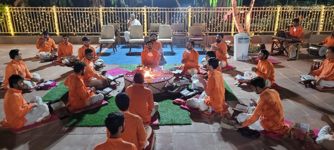 Pandit Chandrashekhar Sharma's Team