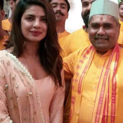 Pandit Chandrashekhar Sharma's Team