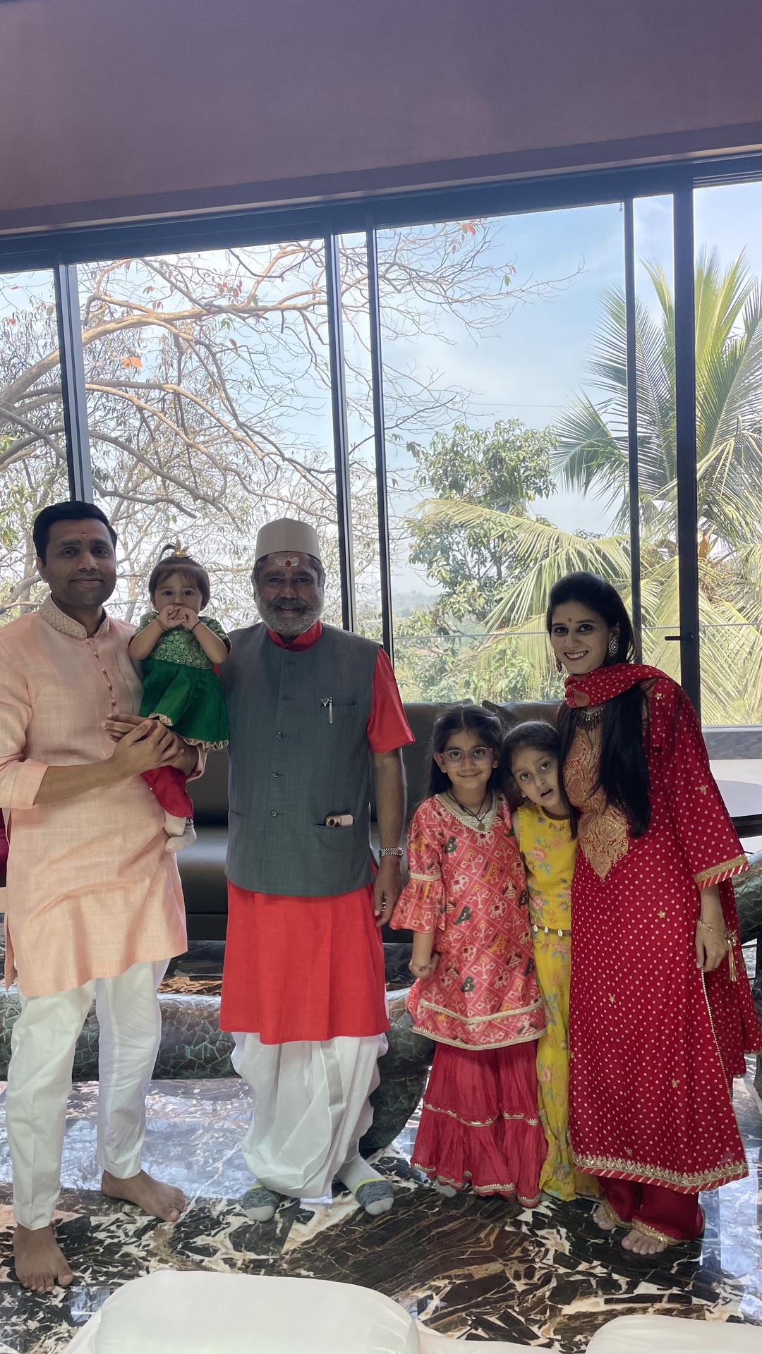 Pandit Chandrashekhar Sharma's Team